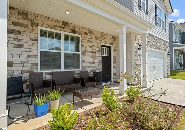 Photo 3 of Single family home for sale at 335 Silicon Dr, Greenville, SC 29605 | MLS# 1602998 | Listing updated on 2026-09-04