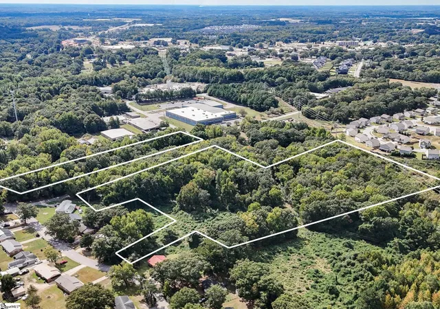 Land for sale at 100 Hollywood Dr, Fountain Inn, SC 29644 | MLS# 1606135