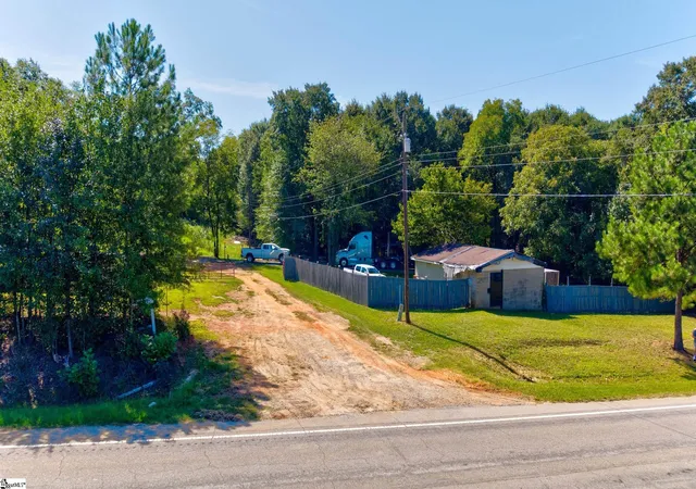 Photo 3 of Land for sale at 2307 11 Hwy, Chesnee, SC 29323 | MLS# 1546931 | Listing updated on 2026-09-13