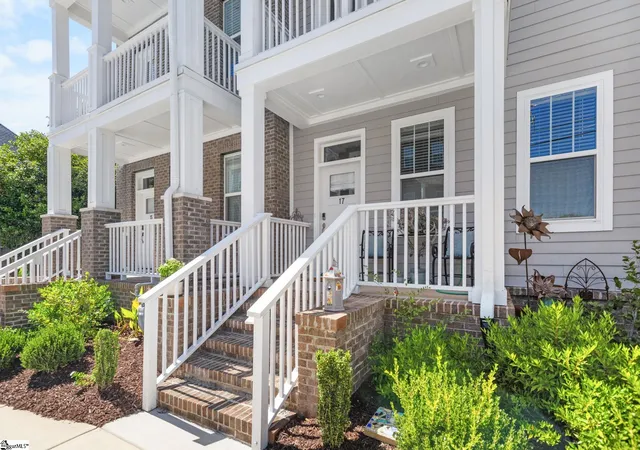 Photo 2 of Townhouse for sale at 17 Whitner St, Greenville, SC 29601 | MLS# 1606036 | Listing updated on 2026-10-21