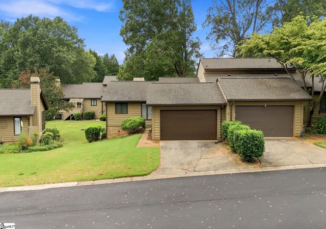 Photo 3 of Condo for sale at 133 Tanager Cir, Greer, SC 29650 | MLS# 1603720 | Listing updated on 2026-09-14