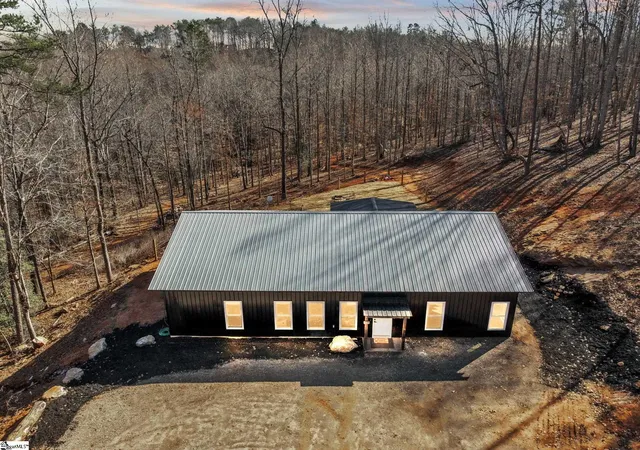 Photo 1 of Single family home for sale at 292 Rabbit Rd, Travelers Rest, SC 29690 | MLS# 1606072 | Listing updated on 2026-10-13