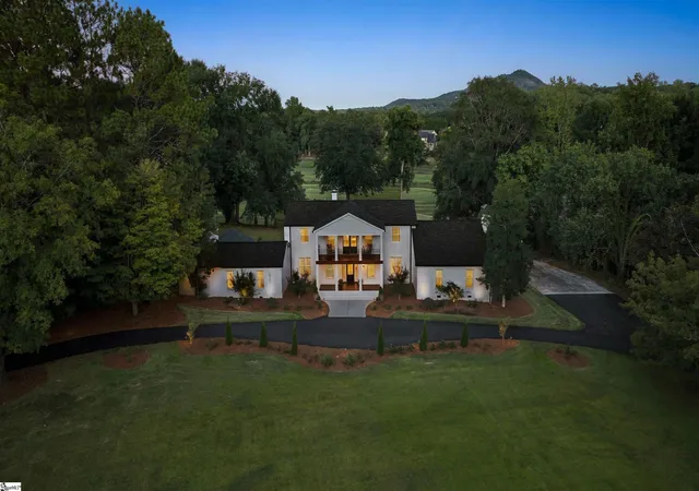 Photo 1 of Single family home for sale at 405 Ft Hills Rd, Greenville, SC 29617 | MLS# 1605274 | Listing updated on 2026-10-26