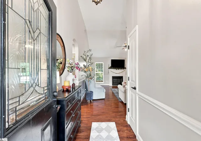 Photo 3 of Single family home for sale at 231 Metcalf Ct, Spartanburg, SC 29306 | MLS# 1602689 | Listing updated on 2026-09-21