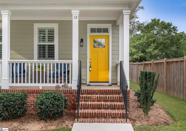 Photo 3 of Single family home for sale at 1b Love Dr, Travelers Rest, SC 29690 | MLS# 1606541 | Listing updated on 2026-10-21