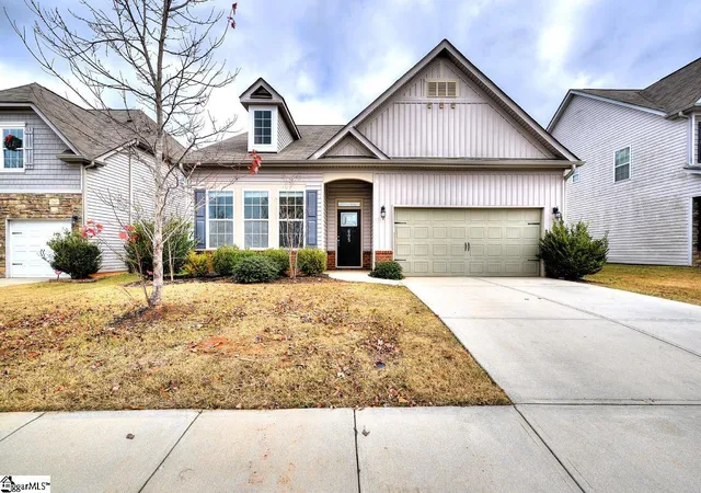 Photo 1 of Single family home for sale at 605 Waymeet Dr, Greer, SC 29651 | MLS# 1605060 | Listing updated on 2026-09-28