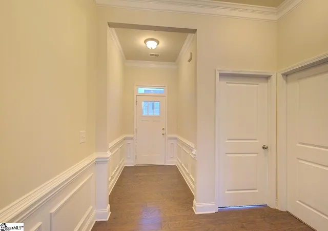 Photo 2 of Single family home for sale at 605 Waymeet Dr, Greer, SC 29651 | MLS# 1605060 | Listing updated on 2026-09-28