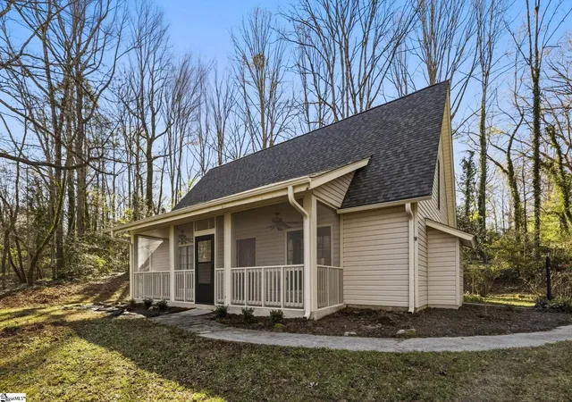 Photo 2 of Single family home for sale at 12 Coleman Dr, Travelers Rest, SC 29690 | MLS# 1603246 | Listing updated on 2026-09-08