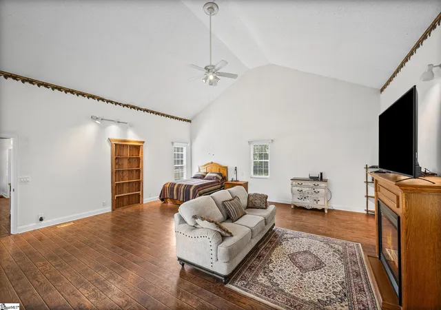 Photo 3 of Single family home for sale at 112 Bert Ct, Greer, SC 29651 | MLS# 1602842 | Listing updated on 2026-09-03