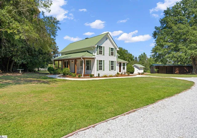 Photo 2 of Single family home for sale at 125 Old Hwy 357, Campobello, SC 29322 | MLS# 1602832 | Listing updated on 2026-09-12
