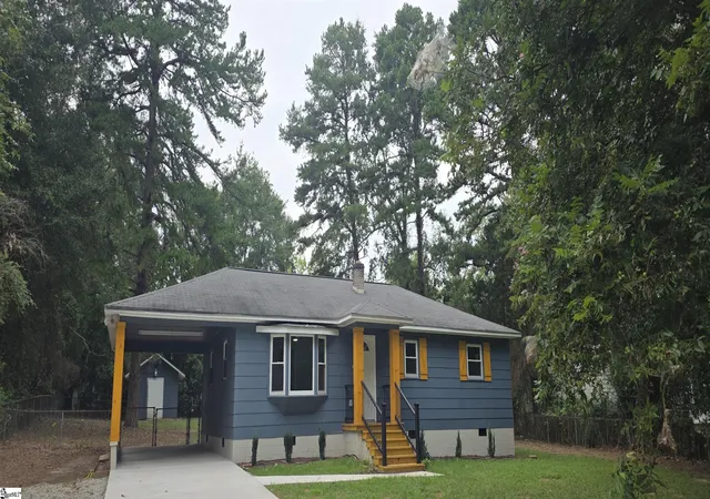 Photo 3 of Single family home for sale at 826 Floyd Rd Ext, Spartanburg, SC 29307 | MLS# 1602986 | Listing updated on 2026-09-14