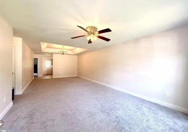 Photo 4 of Single family home for sale at 5 Cedar Brook Ct, Greenville, SC 29611 | MLS# 1596922 | Listing updated on 2026-09-04