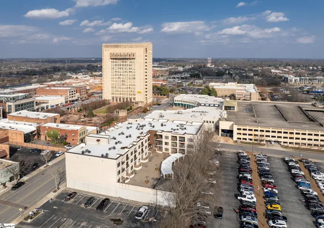 Photo 3 of Condo for sale at 155 E Broad St #412, Spartanburg, SC 29306 | MLS# 1605298 | Listing updated on 2026-09-30