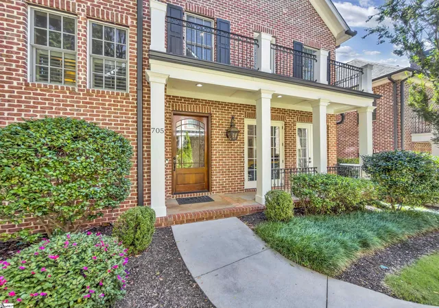 Photo 2 of Sale Pending at 705 E Mcbee Ave, Greenville, SC 29601 | MLS# 1605498 | Listing updated on 2026-10-26
