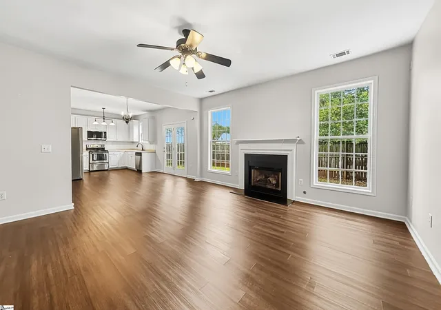 Photo 2 of Single family home for sale at 760 Terrace Crk Dr, Duncan, SC 29334 | MLS# 1606453 | Listing updated on 2026-10-12