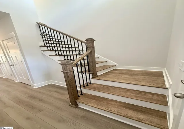 Photo 3 of Single family home for sale at 1317 Algeddis Dr, Greer, SC 29651 | MLS# 1602630 | Listing updated on 2026-09-10