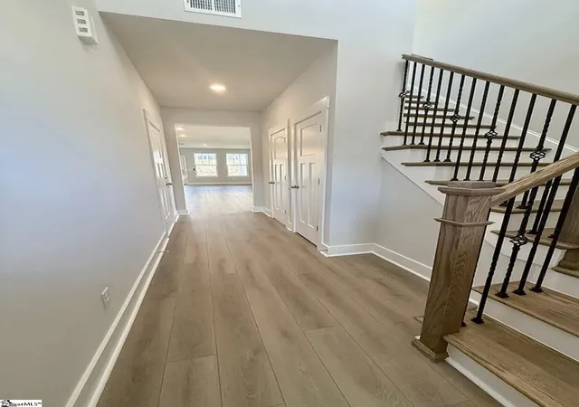 Photo 4 of Single family home for sale at 1317 Algeddis Dr, Greer, SC 29651 | MLS# 1602630 | Listing updated on 2026-09-10