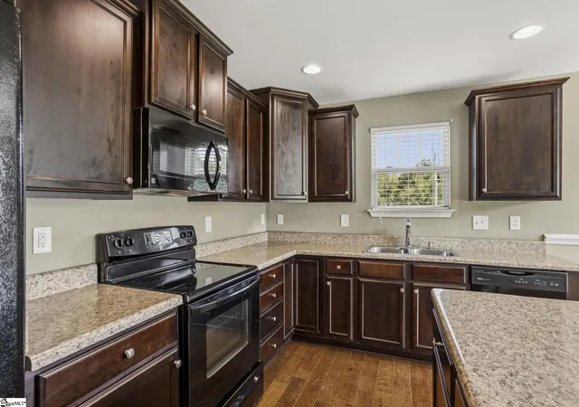 Photo 42 of Single family home for sale at 1 Hawkcrest Ct, Travelers Rest, SC 29690 | MLS# 1603058 | Listing updated on 2026-09-07