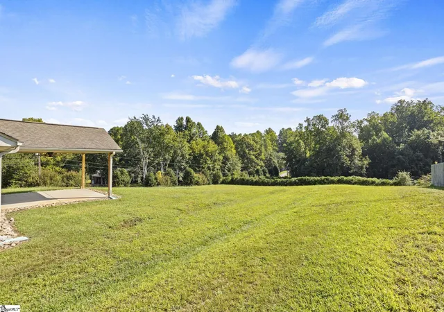 Photo 2 of Single family home for sale at 1 Hawkcrest Ct, Travelers Rest, SC 29690 | MLS# 1603058 | Listing updated on 2026-09-07