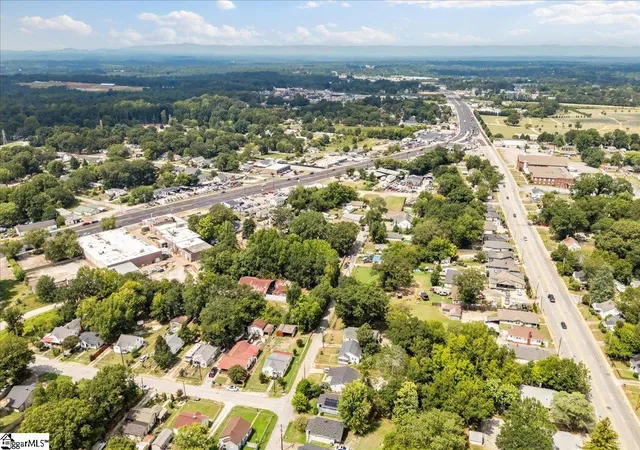 Photo 3 of Sale Pending at 36 Link St, Greenville, SC 29611 | MLS# 1603744 | Listing updated on 2026-09-18