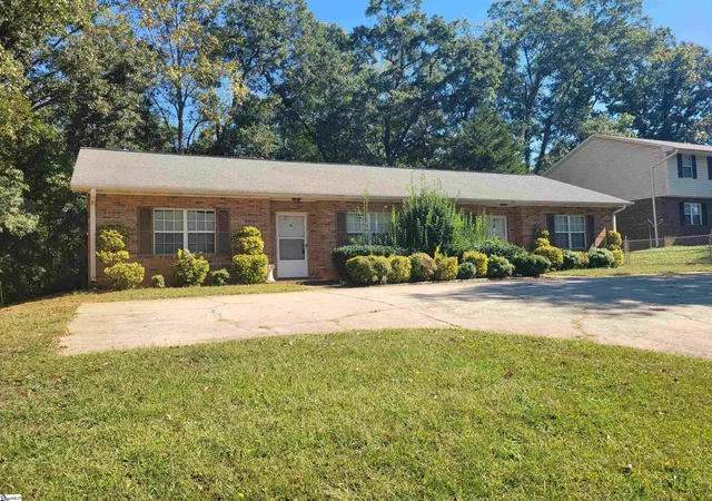 Photo 2 of Multi family home for sale at 14 St Mark Rd, Taylors, SC 29687 | MLS# 1606532 | Listing updated on 2026-10-16