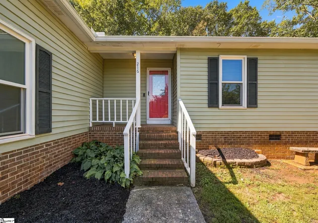 Photo 2 of Single family home for sale at 216 N Celestial Dr, Greer, SC 29651 | MLS# 1603672 | Listing updated on 2026-09-12