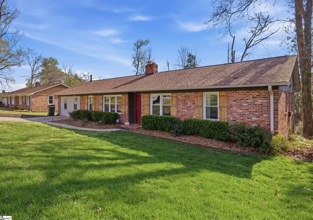 Photo 1 of Single family home for sale at 505 Kensington Rd, Taylors, SC 29687 | MLS# 1604221 | Listing updated on 2026-09-24