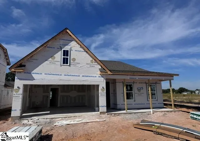 Photo 1 of Single family home for sale at 417 Simpson Farm Rd, Simpsonville, SC 29681 | MLS# 1603668 | Listing updated on 2026-10-22