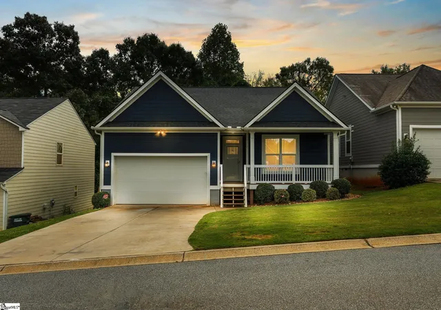 Photo 1 of Single family home for sale at 126 Colonial Walk, Pickens, SC 29671 | MLS# 1605522 | Listing updated on 2026-10-27