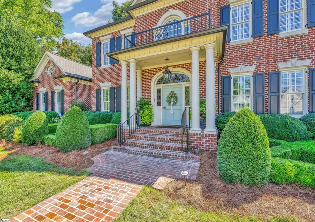 Photo 2 of Single family home for sale at 105 Abbot Trl, Greenville, SC 29605 | MLS# 1604256 | Listing updated on 2026-09-24
