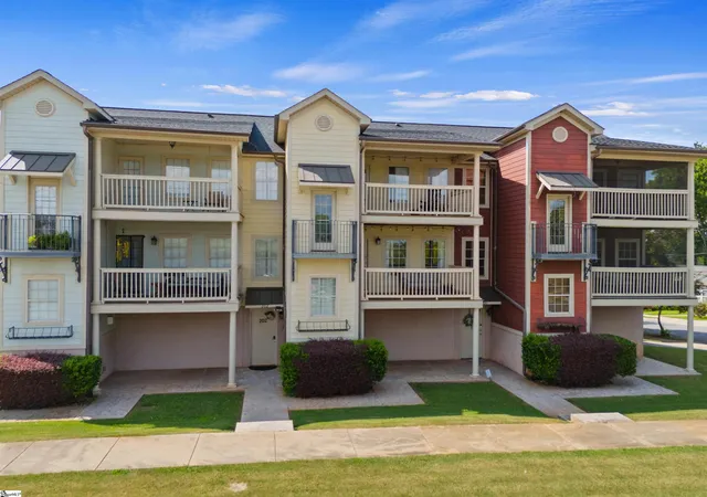 Photo 1 of Townhouse for sale at 202 S Memminger St, Greenville, SC 29601 | MLS# 1603231 | Listing updated on 2026-09-08