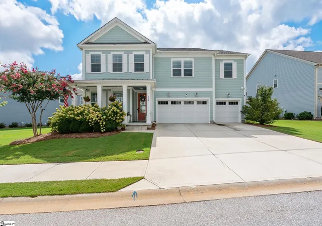 Photo 1 of Single family home for sale at 410 Nebbiolo Ln, Simpsonville, SC 29681 | MLS# 1603294 | Listing updated on 2026-09-17