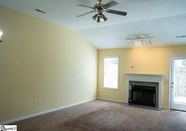 Photo 3 of Condo for sale at 11 Hillside Glen Dr, Greer, SC 29650 | MLS# 1604079 | Listing updated on 2026-10-26
