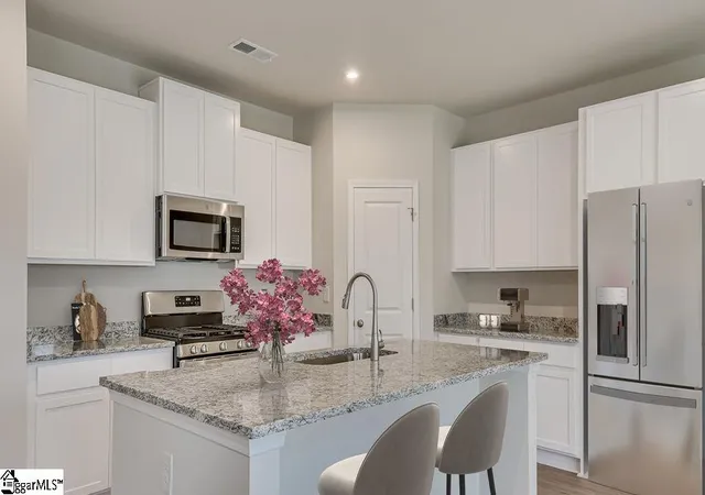 Photo 2 of Single family home for sale at 1234 Red Delicious Dr, Lyman, SC 29365 | MLS# 1603612 | Listing updated on 2026-09-11