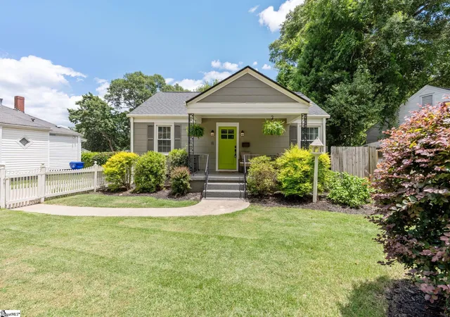 Photo 2 of Single family home for sale at 11 Tabor St, Greenville, SC 29609 | MLS# 1596075 | Listing updated on 2026-09-09