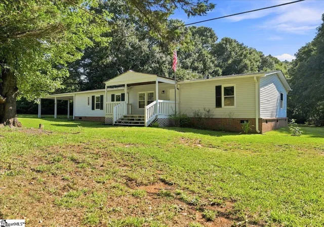 Photo 2 of Manufactured home for sale at 140 Miller Rd, Easley, SC 29640 | MLS# 1602886 | Listing updated on 2026-09-08