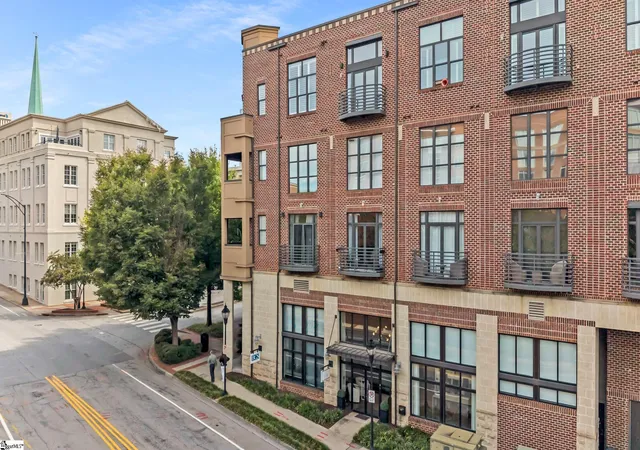 Photo 2 of Condo for sale at 101 W Court St #225, Greenville, SC 29601 | MLS# 1605915 | Listing updated on 2026-10-06