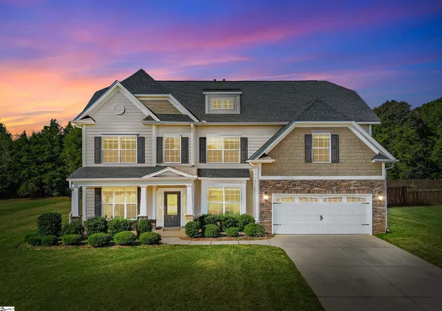 Photo 1 of Single family home for sale at 5 Lakeway Pl, Simpsonville, SC 29681 | MLS# 1597014 | Listing updated on 2026-10-14