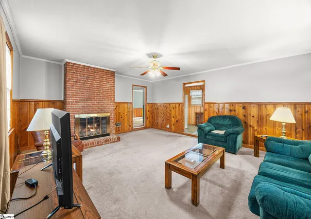 Photo 2 of Single family home for sale at 105 Salem Ct, Greenville, SC 29617 | MLS# 1605585 | Listing updated on 2026-10-04