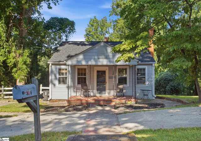 Photo 1 of Single family home for sale at 316 Melville Ave, Greenville, SC 29605 | MLS# 1603195 | Listing updated on 2026-09-08
