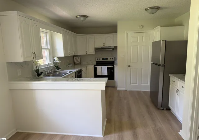 Photo 3 of Single family home for sale at 5041 Highway 221, Roebuck, SC 29376 | MLS# 1602576 | Listing updated on 2026-09-04