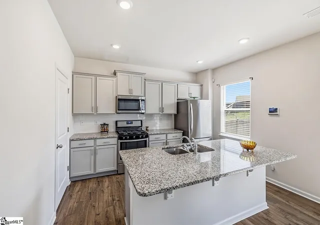 Photo 3 of Single family home for sale at 1425 Talley Ridge Dr, Woodruff, SC 29388 | MLS# 1603820 | Listing updated on 2026-09-15