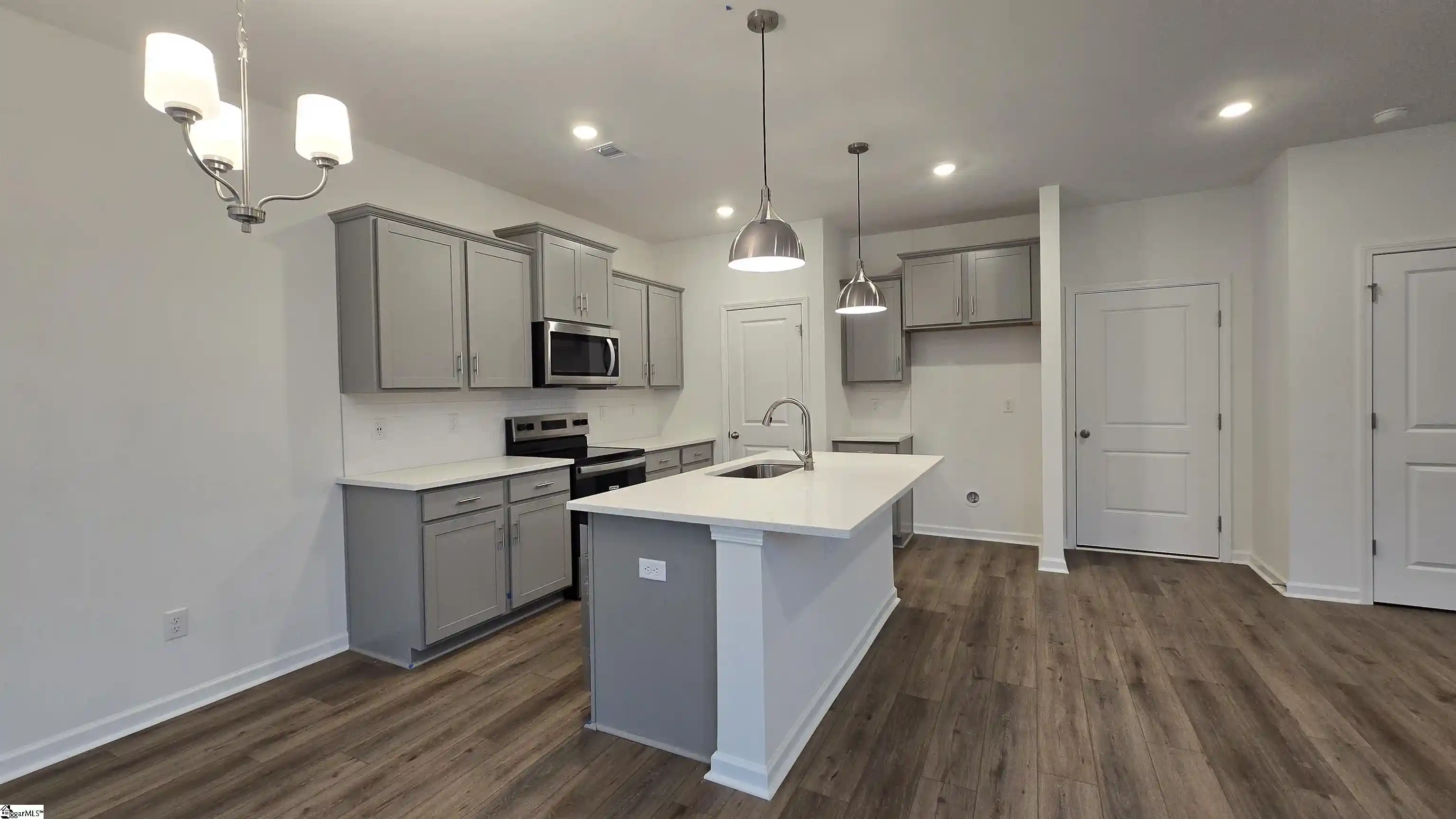 Photo 3 of Single family home for sale at 12 Gateway St, Central, SC 29630 | MLS# 1606338 | Listing updated on 2026-10-27