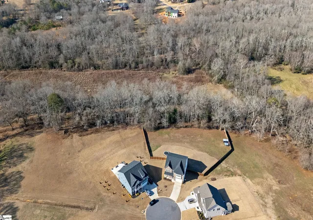 Photo 3 of Single family home for sale at 780 Oak Hl Ln, Belton, SC 29627 | MLS# 1604316 | Listing updated on 2026-09-20