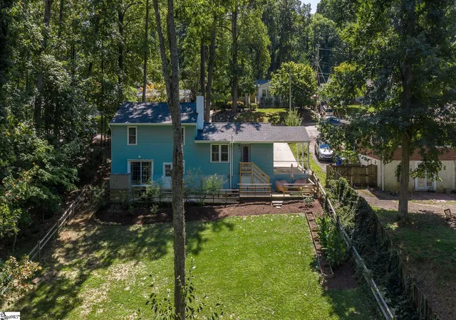 Photo 4 of Single family home for sale at 34 Nottingham Rd, Greenville, SC 29607 | MLS# 1602810 | Listing updated on 2026-09-14