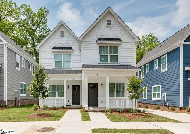 Photo 1 of Multi family home for sale at 8 Howard St, Greenville, SC 29611 | MLS# 1601512 | Listing updated on 2026-09-04