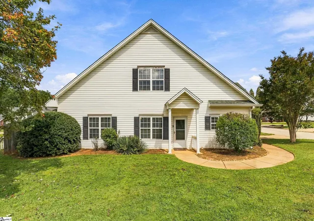 Photo 2 of Townhouse for sale at 382 Still Water Cir, Boiling Springs, SC 29316 | MLS# 1604358 | Listing updated on 2026-09-23