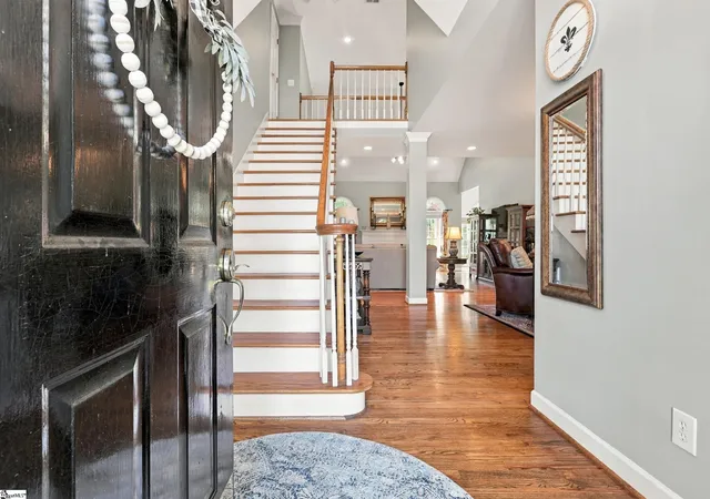 Photo 3 of Sale Pending at 7 Marigold Ct, Greenville, SC 29615 | MLS# 1606101 | Listing updated on 2026-10-21