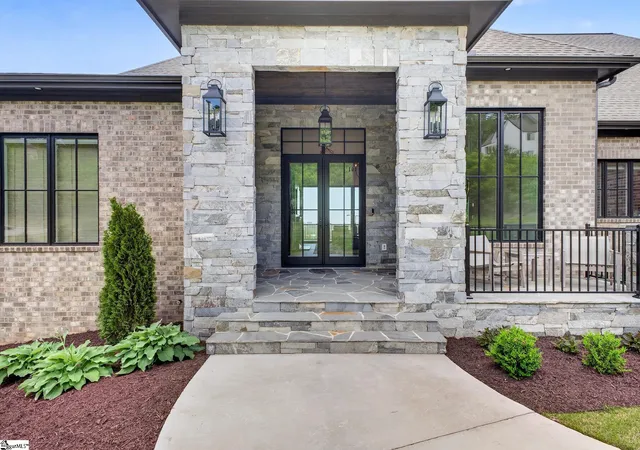Photo 2 of Single family home for sale at 109 Rovello Ct, Greenville, SC 29609 | MLS# 1592723 | Listing updated on 2026-09-02
