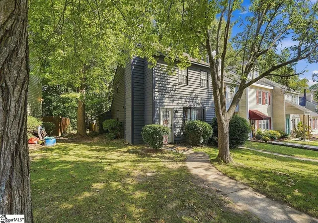 Photo 3 of Townhouse for sale at 51 Hidden Spings Rd, Spartanburg, SC 29302 | MLS# 1605767 | Listing updated on 2026-10-13